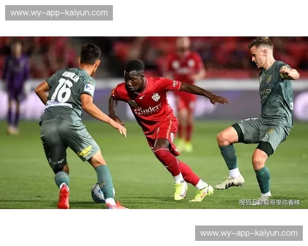 绿茵史诗，荣耀之战：广州恒大与浦和红钻的亚洲冠军之路